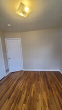 3901 SE 49th Ave in Portland, OR - Building Photo - Building Photo