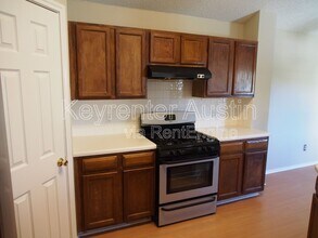 1702 Verbena Way in Round Rock, TX - Building Photo - Building Photo