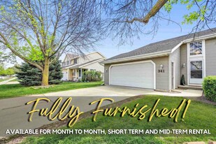 341 Desplaine Rd in De Pere, WI - Building Photo