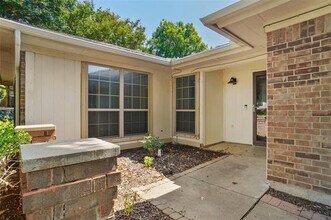 8341 Crosswind Dr in Fort Worth, TX - Building Photo - Building Photo
