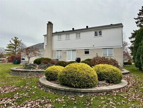 4213 Wentworth Dr in Troy, MI - Building Photo - Building Photo