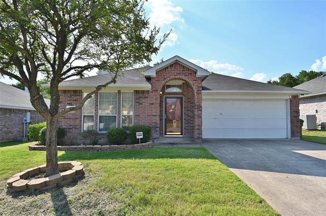 4413 Waterbird Ln in Garland, TX - Building Photo