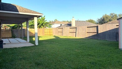 7305 Stonelick Ct in Pearland, TX - Building Photo - Building Photo