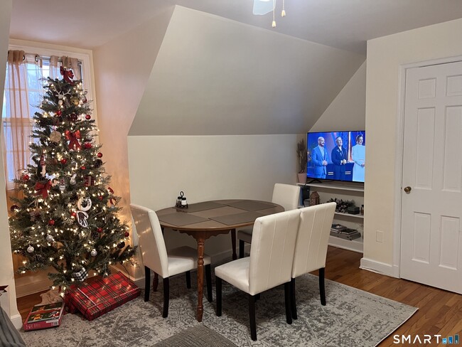 28 7th St in Stamford, CT - Building Photo - Building Photo