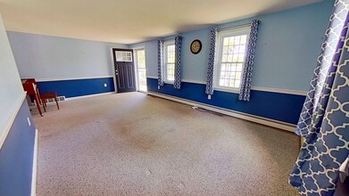 91 Hitching Post Ln in Centerville, MA - Foto de edificio - Building Photo