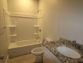 7 Islington St, Unit 6 in Boston, MA - Foto de edificio - Building Photo
