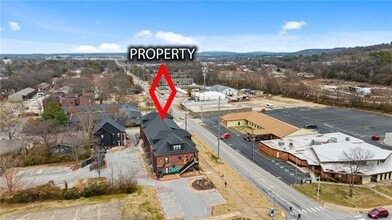 1115 N Leverett Ave in Fayetteville, AR - Building Photo - Building Photo