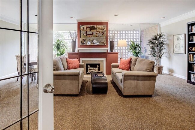 property at 2637 Peachtree Rd