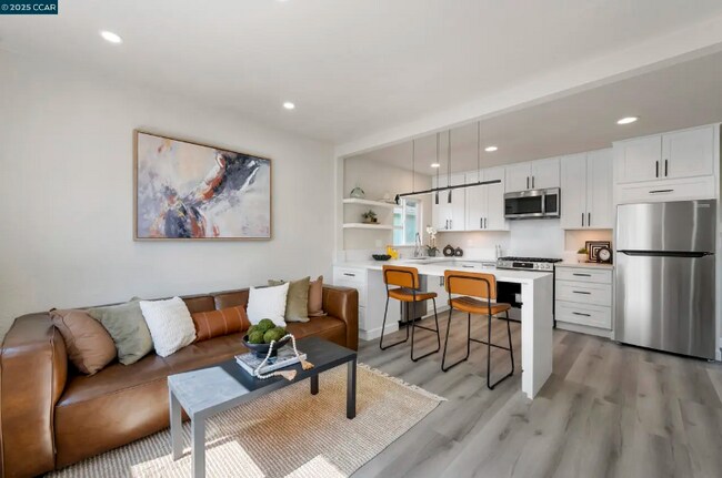 1245 90th Ave in Oakland, CA - Building Photo - Building Photo