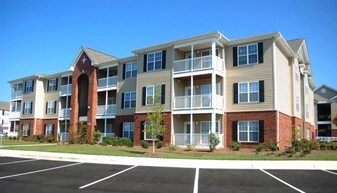 Companion at The Palms in Columbia, SC - Building Photo
