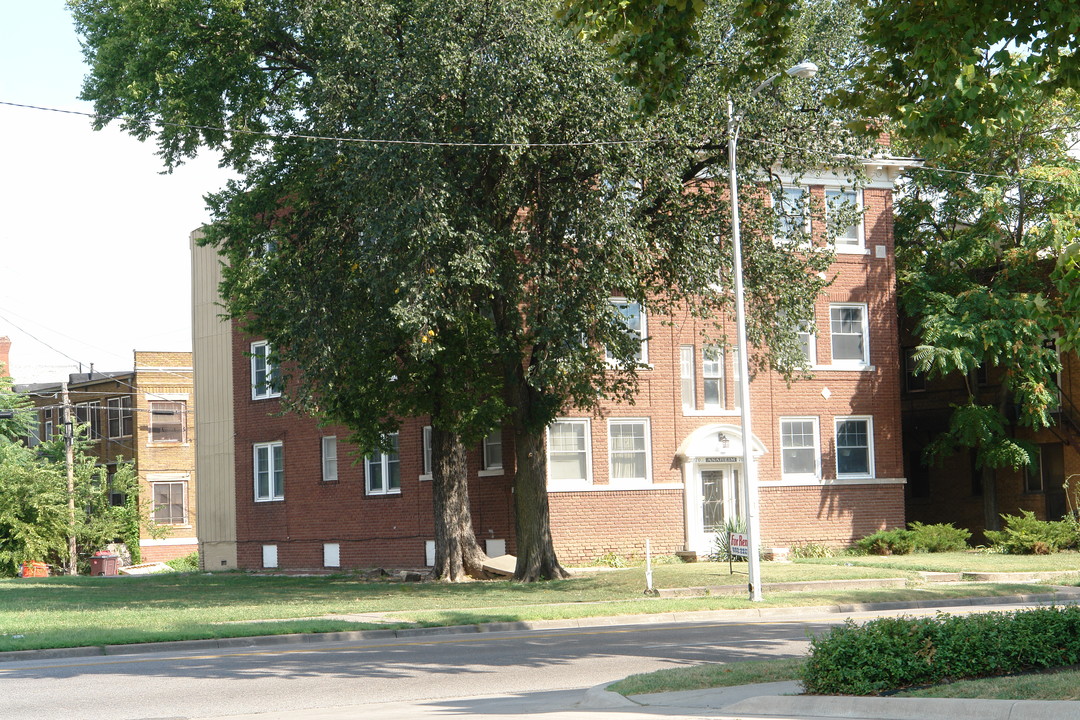 704 N Broadway in Wichita, KS - Building Photo