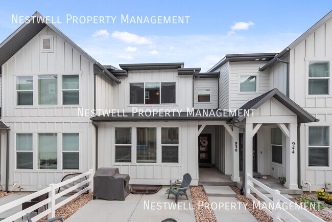 property at 938 Terracotta Dr