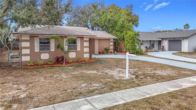 property at 1612 Fox Run Dr