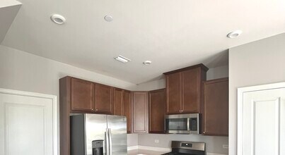 3423 Helene Rieder Dr in Montgomery, IL - Building Photo - Building Photo