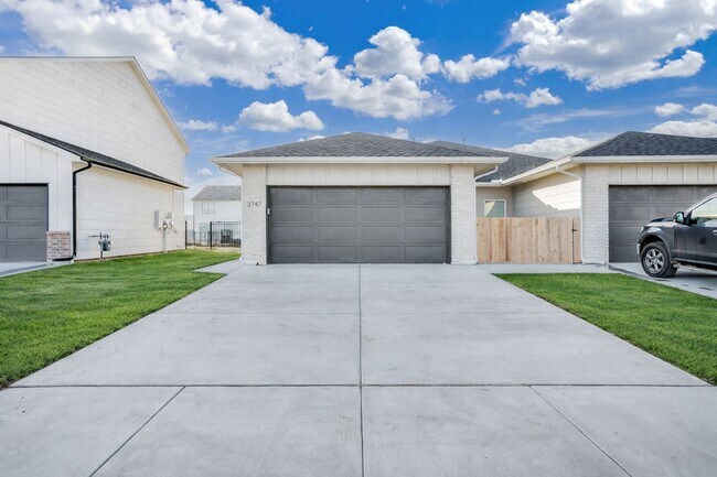 3731 West 30th St N in Wichita, KS - Building Photo - Building Photo