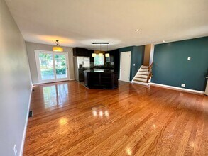 512 NW Falk Dr in Lee's Summit, MO - Building Photo - Building Photo