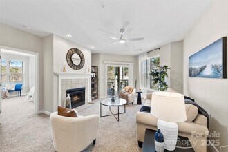 921 Northeast Dr, Unit 26 in Davidson, NC - Building Photo - Building Photo