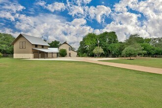 1700 Co Rd 130 in Hutto, TX - Building Photo - Building Photo