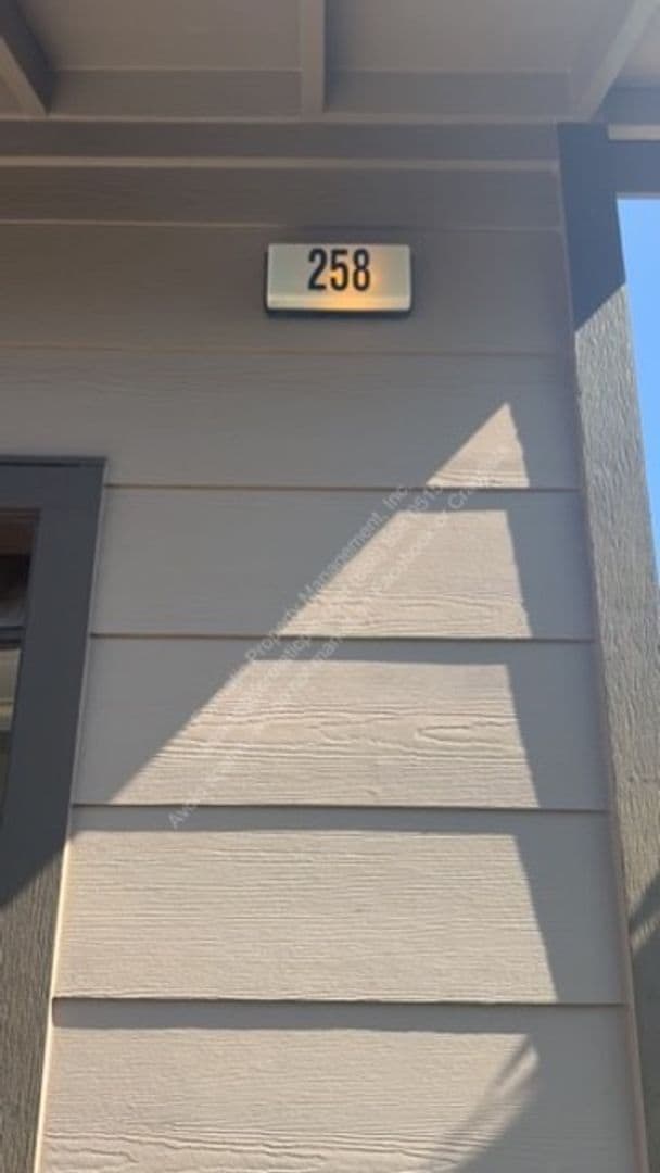 91-1160-1160 Kamakana St in Ewa Beach, HI - Building Photo - Building Photo