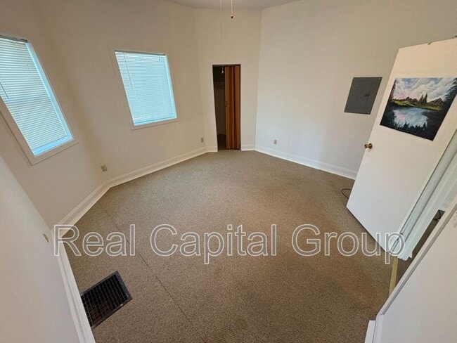 340 N Main St in Gloversville, NY - Building Photo - Building Photo