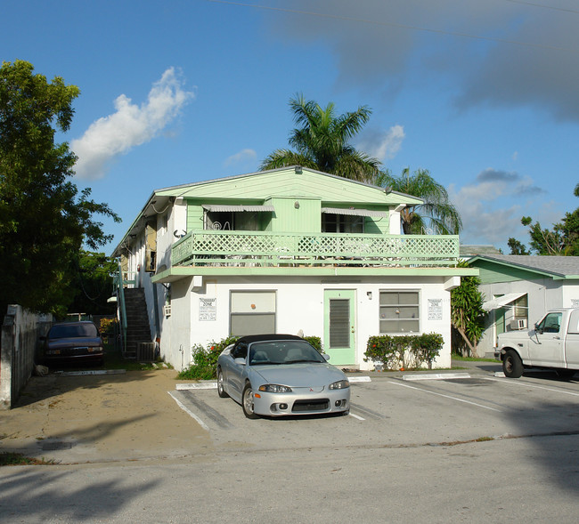 1015 NE 9th Ave in Fort Lauderdale, FL - Building Photo - Building Photo