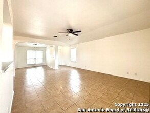7206 Great Lakes Dr in San Antonio, TX - Building Photo - Building Photo