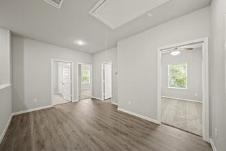 15015 Almeece St in Houston, TX - Building Photo - Building Photo
