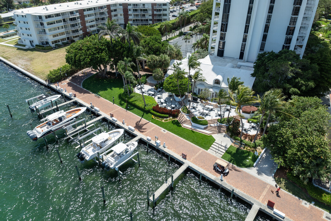 Towers of Quayside IV in Miami Shores, FL - Building Photo