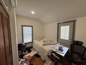 413 S Aurora St in Ithaca, NY - Building Photo - Building Photo