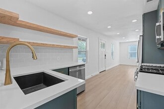 1503 E 2nd St in Austin, TX - Building Photo - Building Photo