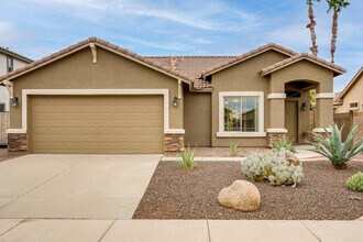 2125 W Goldmine Mountain Dr in San Tan Valley, AZ - Building Photo - Building Photo