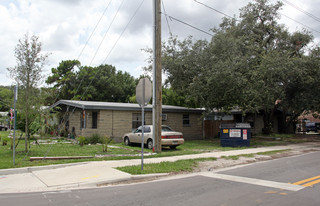 2017 E 142nd Ave in Tampa, FL - Building Photo