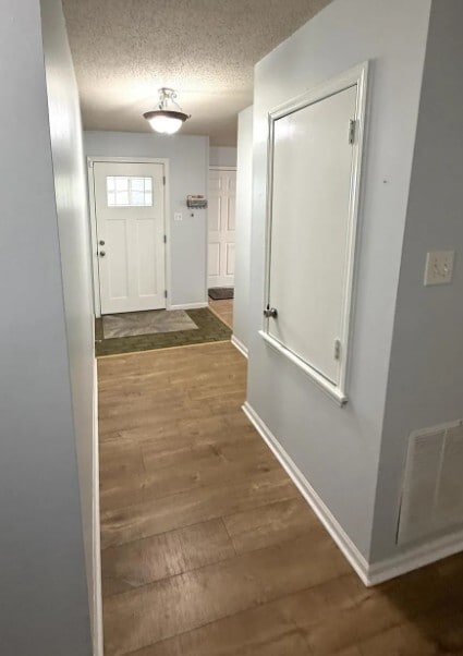 7 Hickory Ln in Maumelle, AR - Building Photo - Building Photo