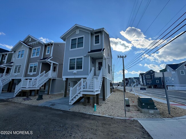 property at 2 Shell Rd