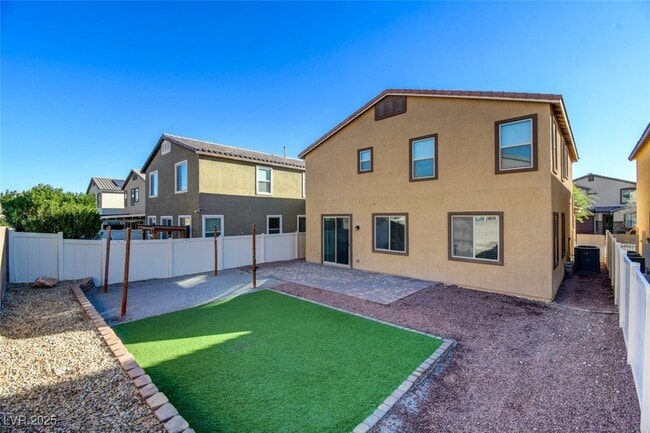4120 Free Bird Crest Ave in North Las Vegas, NV - Building Photo - Building Photo