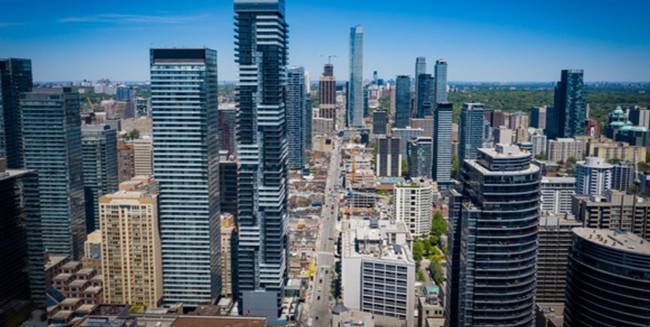 YC Condos in Toronto, ON - Building Photo - Building Photo