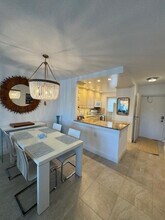 390 N Federal Hwy in Deerfield Beach, FL - Building Photo - Building Photo
