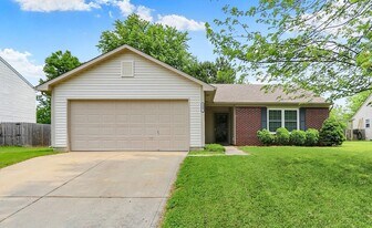 4007 Knollwood Ave in Franklin, IN - Building Photo