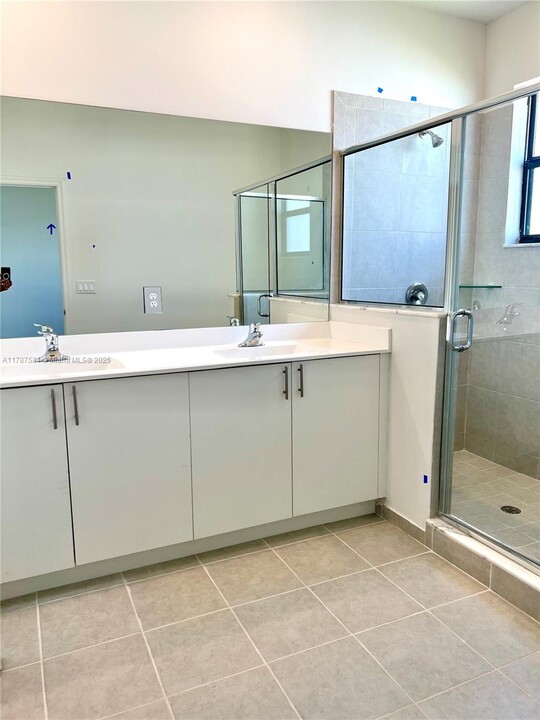 28534 SW 134th Ave in Homestead, FL - Building Photo