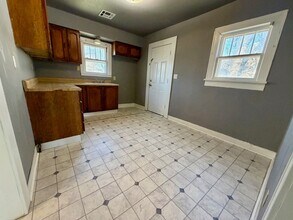 520 W Wallace St in Shawnee, OK - Building Photo - Building Photo