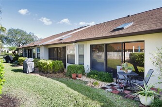 10805 Queen Anne Ln in Naples, FL - Foto de edificio - Building Photo