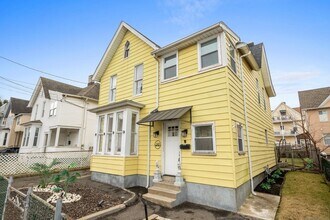 369 Park St in Bridgeport, CT - Building Photo - Building Photo