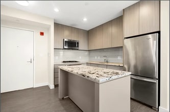 82 Fenwood Rd, Unit 1007 in Boston, MA - Building Photo - Building Photo