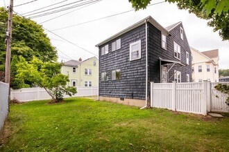 17 Thayer St, Unit 17 Thayer st in Belmont, MA - Foto de edificio - Building Photo