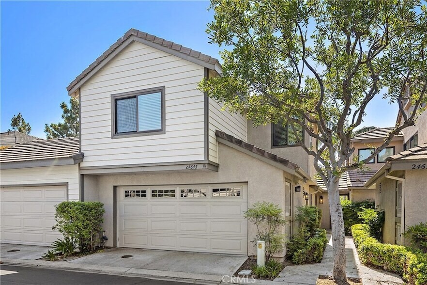 24645 Sutton Ln in Laguna Niguel, CA - Foto de edificio