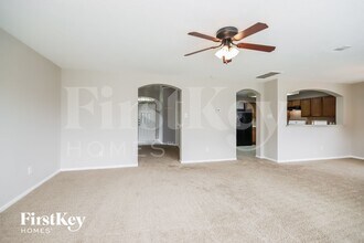 9131 Sunlit Park Dr in Humble, TX - Foto de edificio - Building Photo