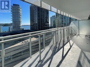 28 Freeland St in Toronto, ON - Building Photo - Building Photo