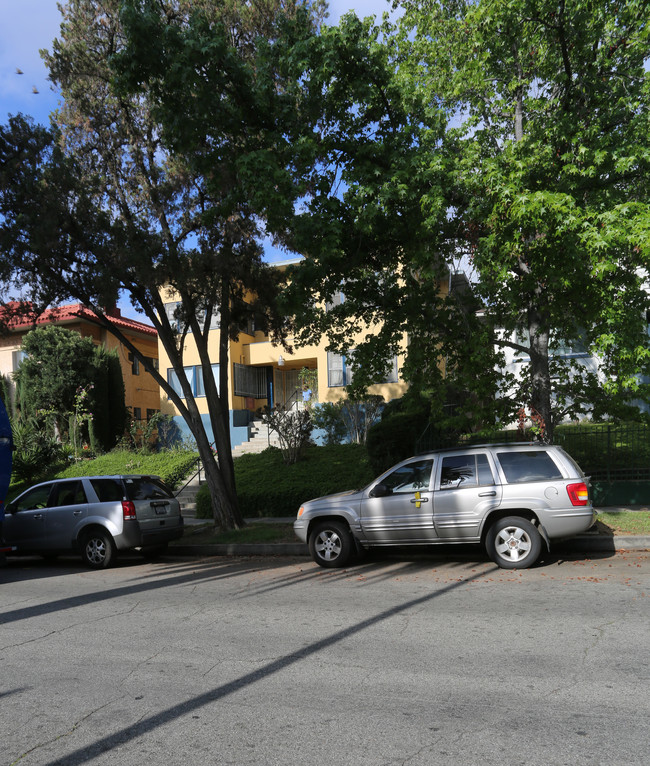 847 S Berendo St in Los Angeles, CA - Building Photo - Building Photo