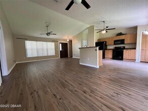 4039 N Waterbridge Cir in Port Orange, FL - Building Photo - Building Photo