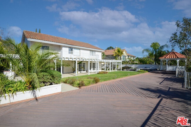 property at 3119 Hutton Dr